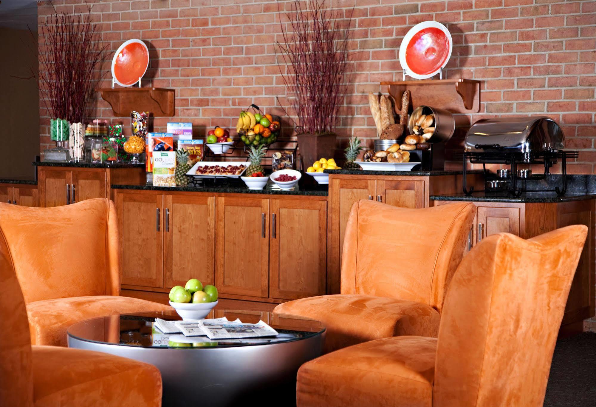 Chubb Hotel & Conference Center Lafayette Hill Ngoại thất bức ảnh